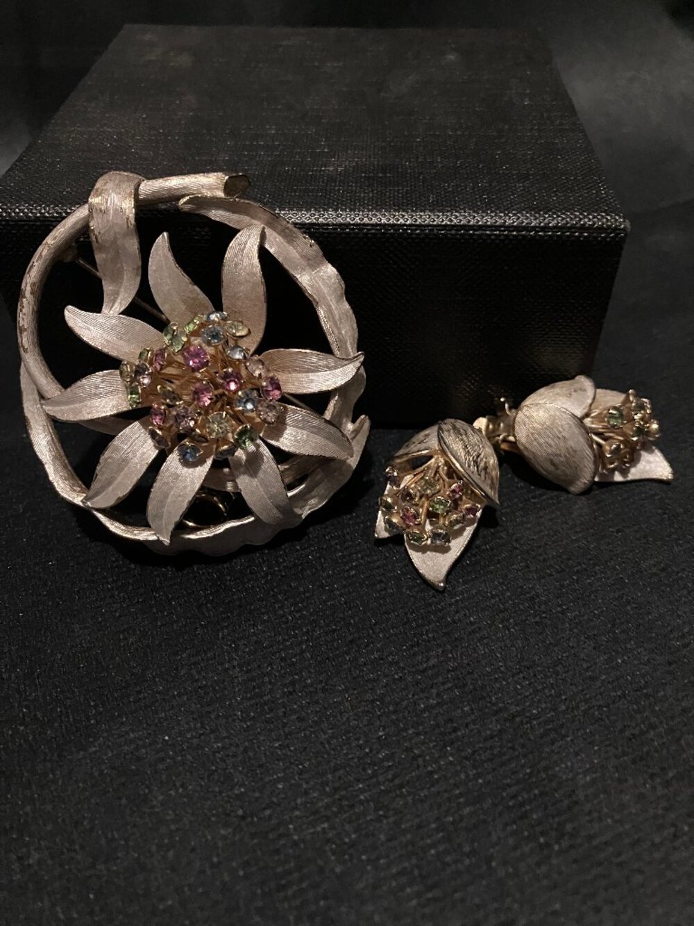 Vintage 3 pc. set of brooch and earrings